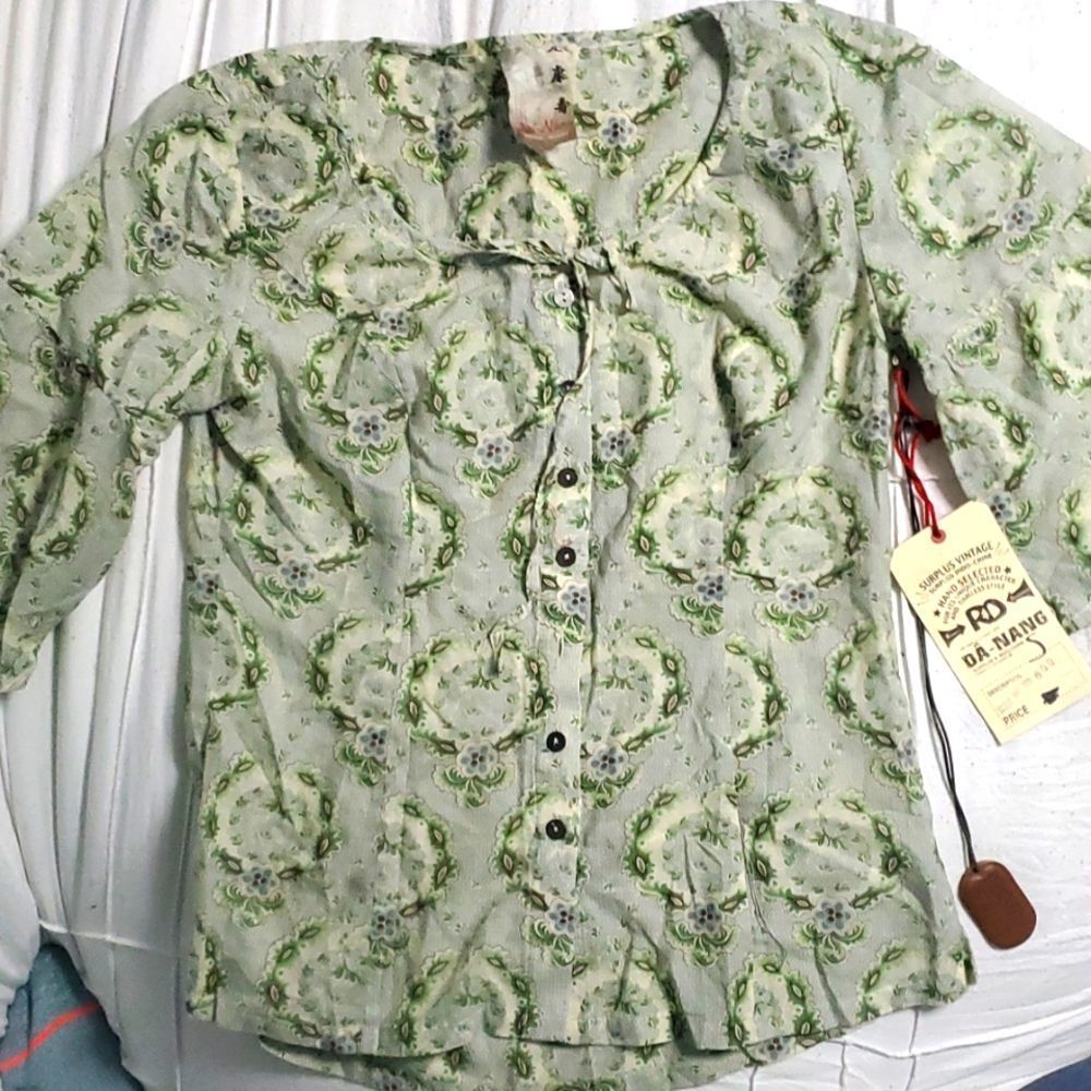 Da-Nang Cotton and Silk Green 'Capers' Blouse Women's size S/M NWT